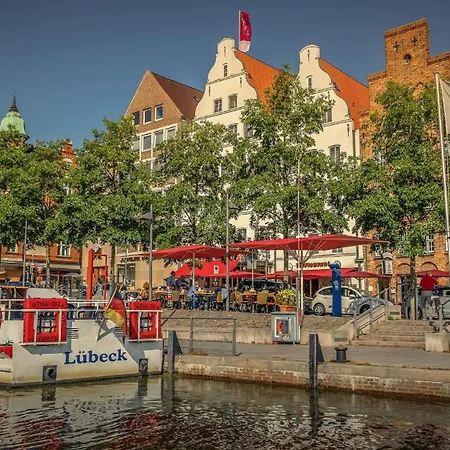 Ankerplatz Baltique Travemünde Lubeca
